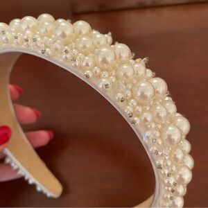 NWOT Pearl beaded white headband